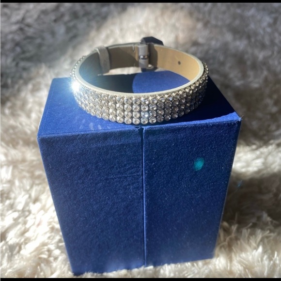 Swarovski - Picture 1 of 9